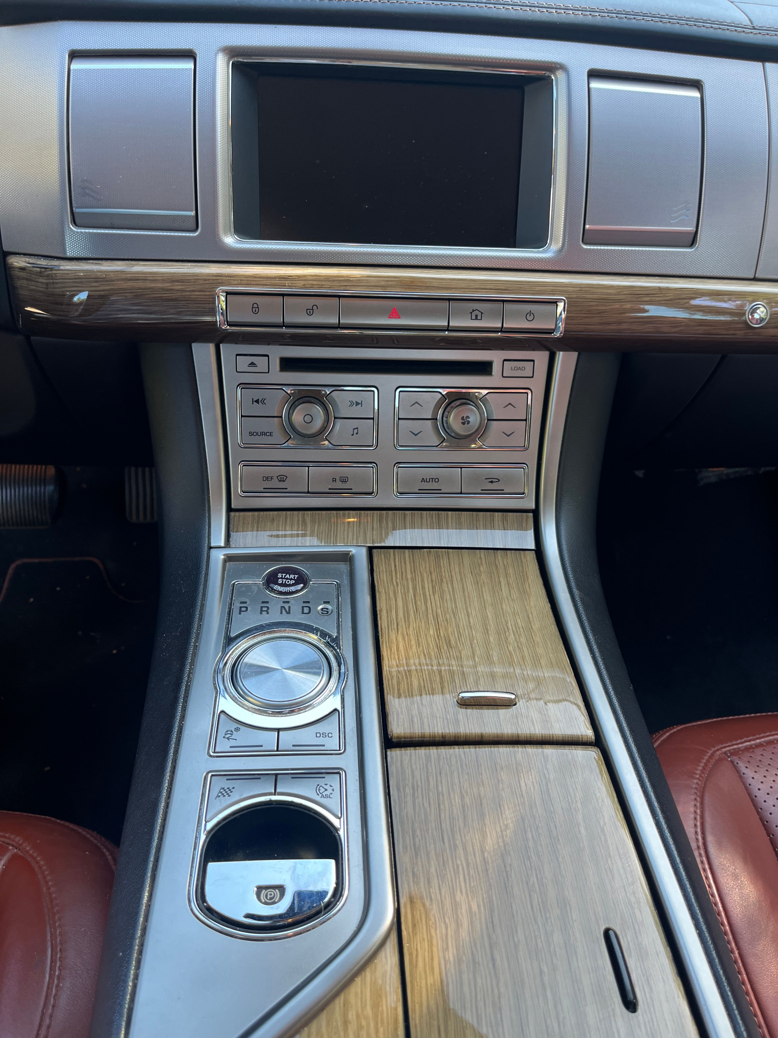 Used 2011 Jaguar XF Supercharged RWD image 20