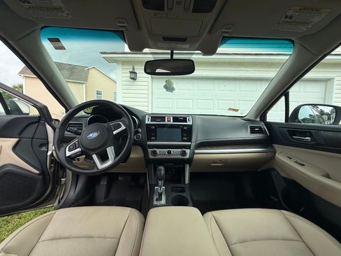 Used 2015 Subaru Outback 2.5i Limited AWD/4WD image 17