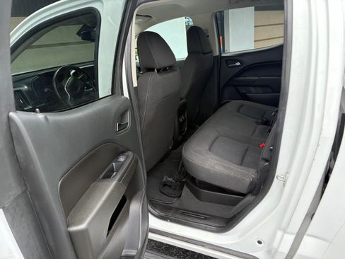 Used 2022 Chevrolet Colorado LT image 10