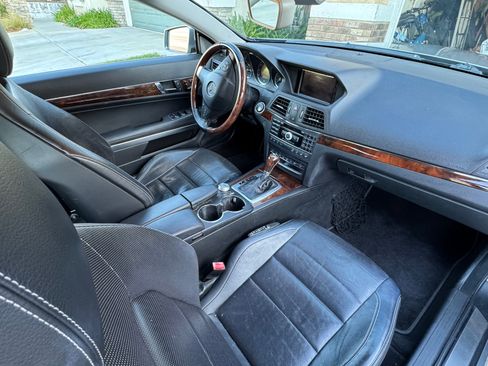 Used 2011 Mercedes-Benz E 550 Cabriolet image 12