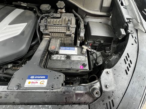 Used 2017 Hyundai Santa Fe Limited w/ Cargo Package image 12