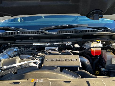 Used 2024 GMC Sierra 3500 Denali w/ Denali Reserve Package image 9