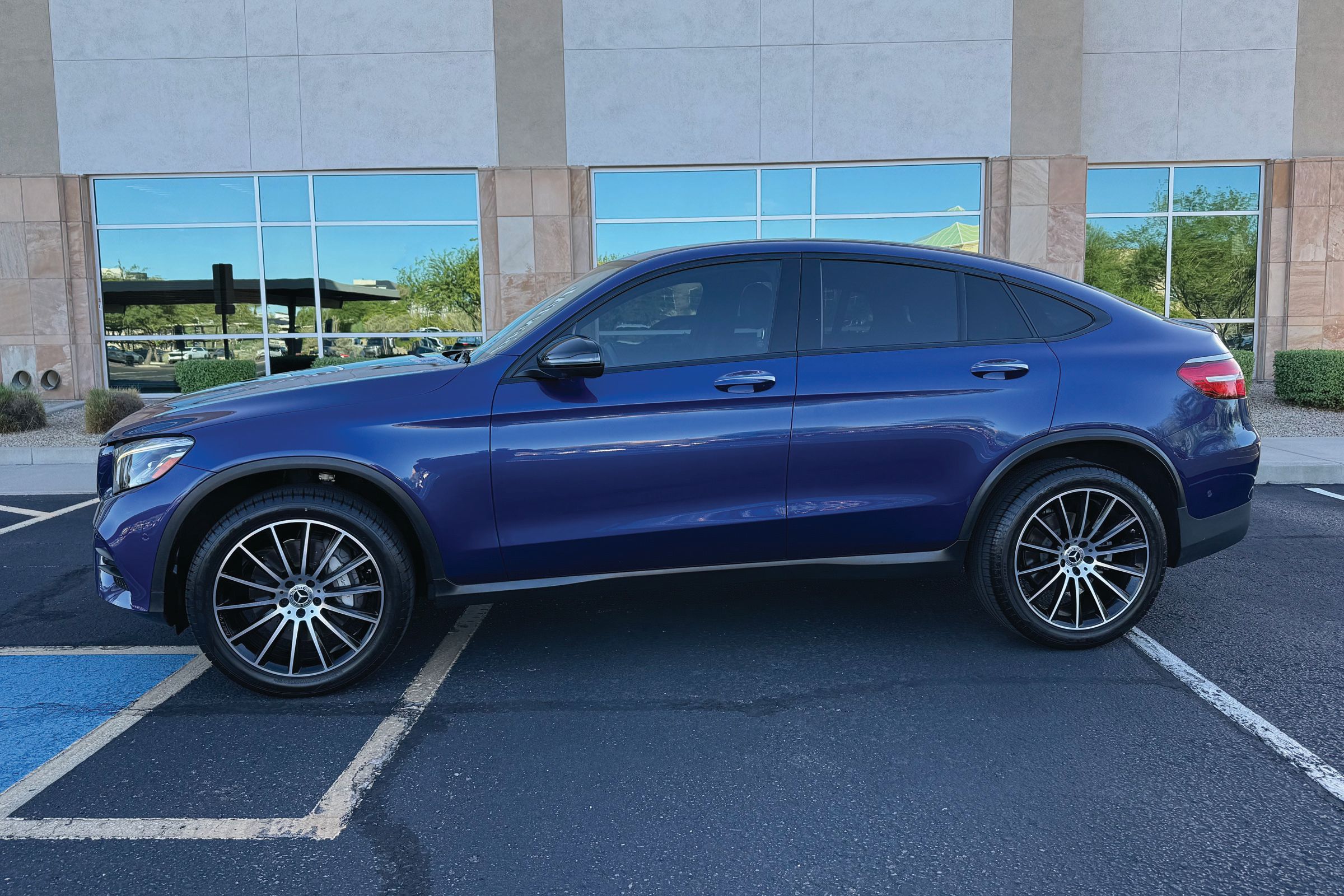 Used 2018 Mercedes-Benz GLC 300 4MATIC Coupe image 1