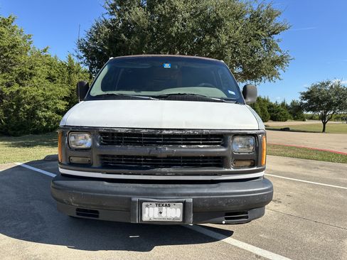 Used 1999 Chevrolet Express 1500 image 6