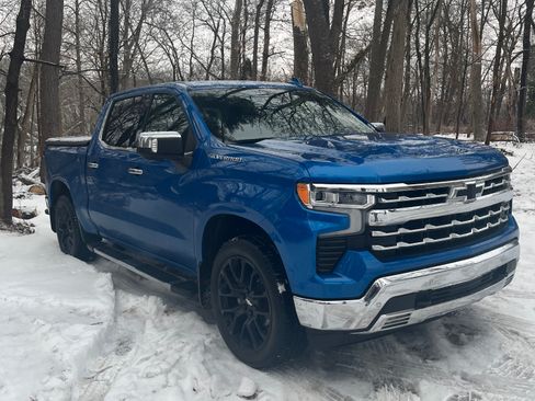 Used 2024 Chevrolet Silverado 1500 LTZ w/ LPO, Dark Essentials Package image 11