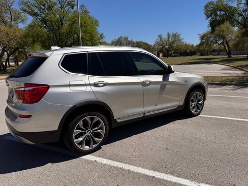 Used 2015 BMW X3 xDrive28i image 8