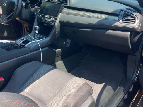 Used 2018 Honda Civic Si image 8