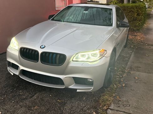 Used 2013 BMW 528i Sedan image 4