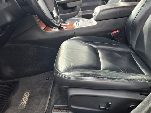 Used 2013 Chrysler 300 Sedan 4D w/ Driver Convenience Group image 11