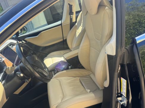 Used 2017 Tesla Model S 75 RWD image 8