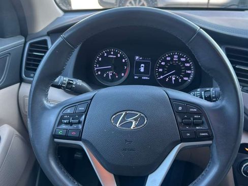 Used 2016 Hyundai Tucson Limited image 16