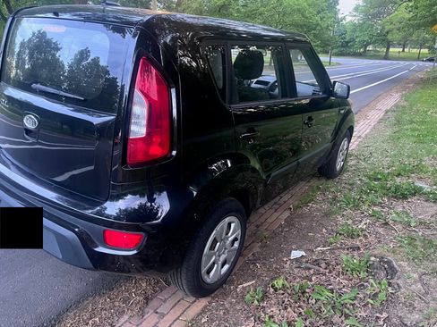 Used 2012 Kia Soul FWD image 4
