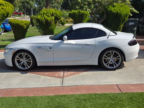 Used 2016 BMW Z4 sDrive35i image 5