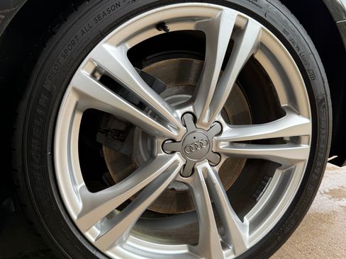 Used 2016 Audi S6 Prestige w/ Prestige Package image 19