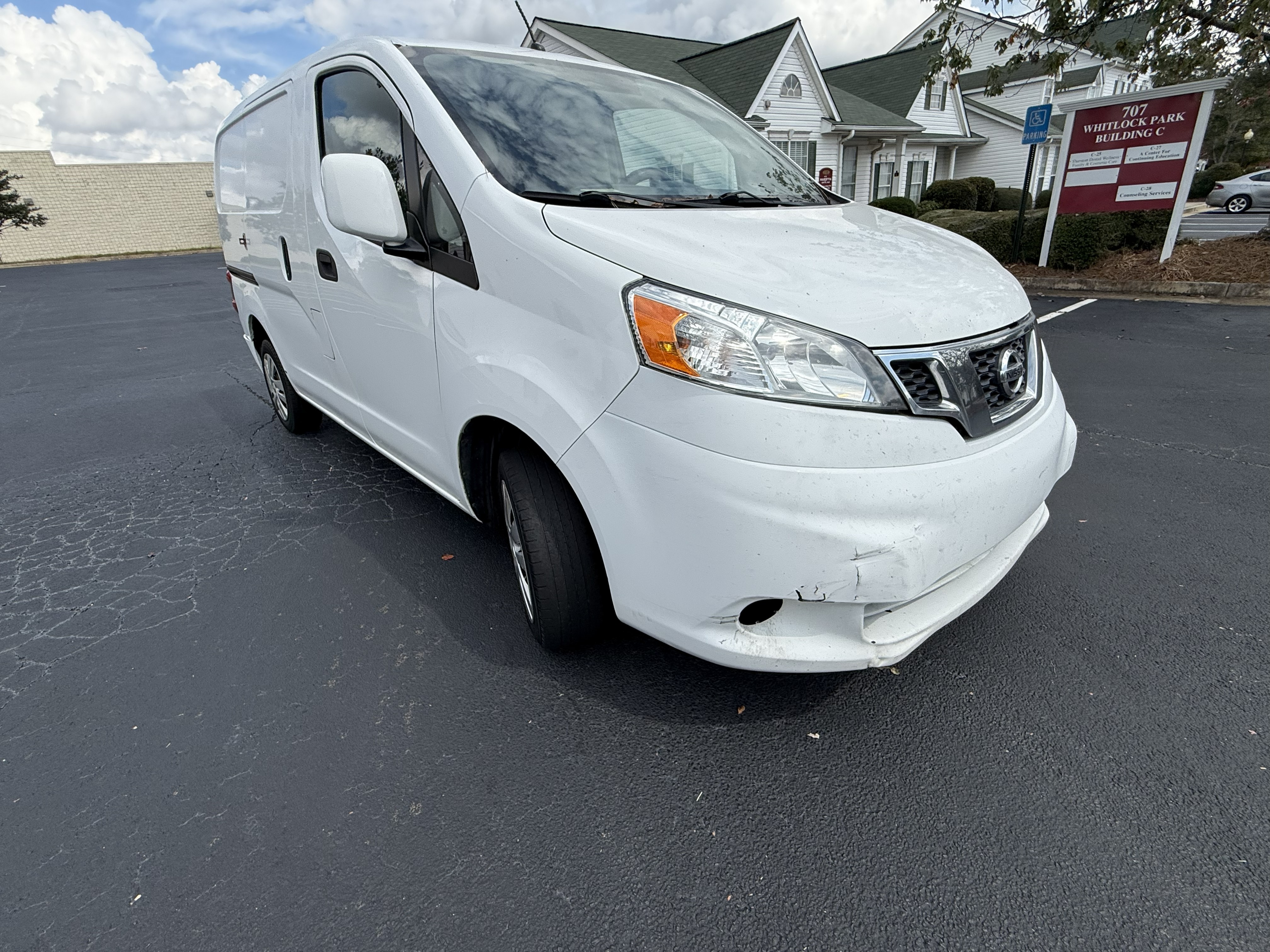 Used 2019 Nissan NV200 SV FWD image 1