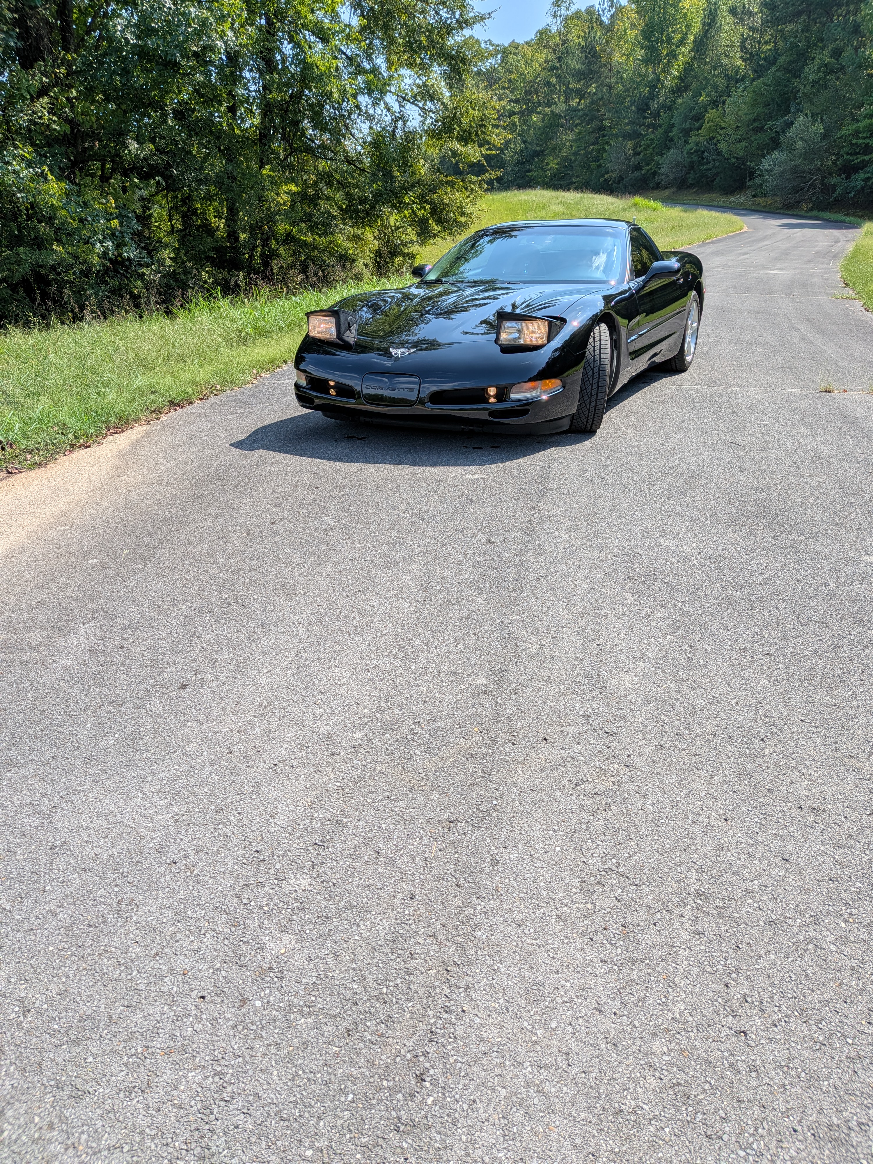 Used 2003 Chevrolet Corvette Coupe RWD image 4