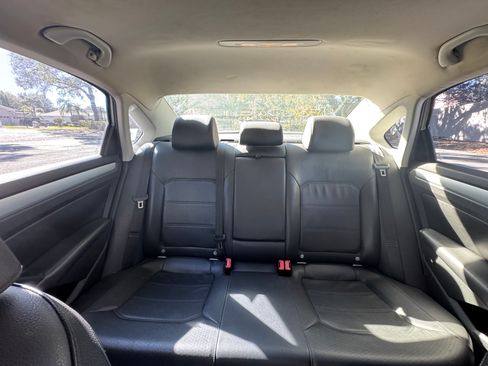 Used 2013 Volkswagen Passat 2.5 SE image 15