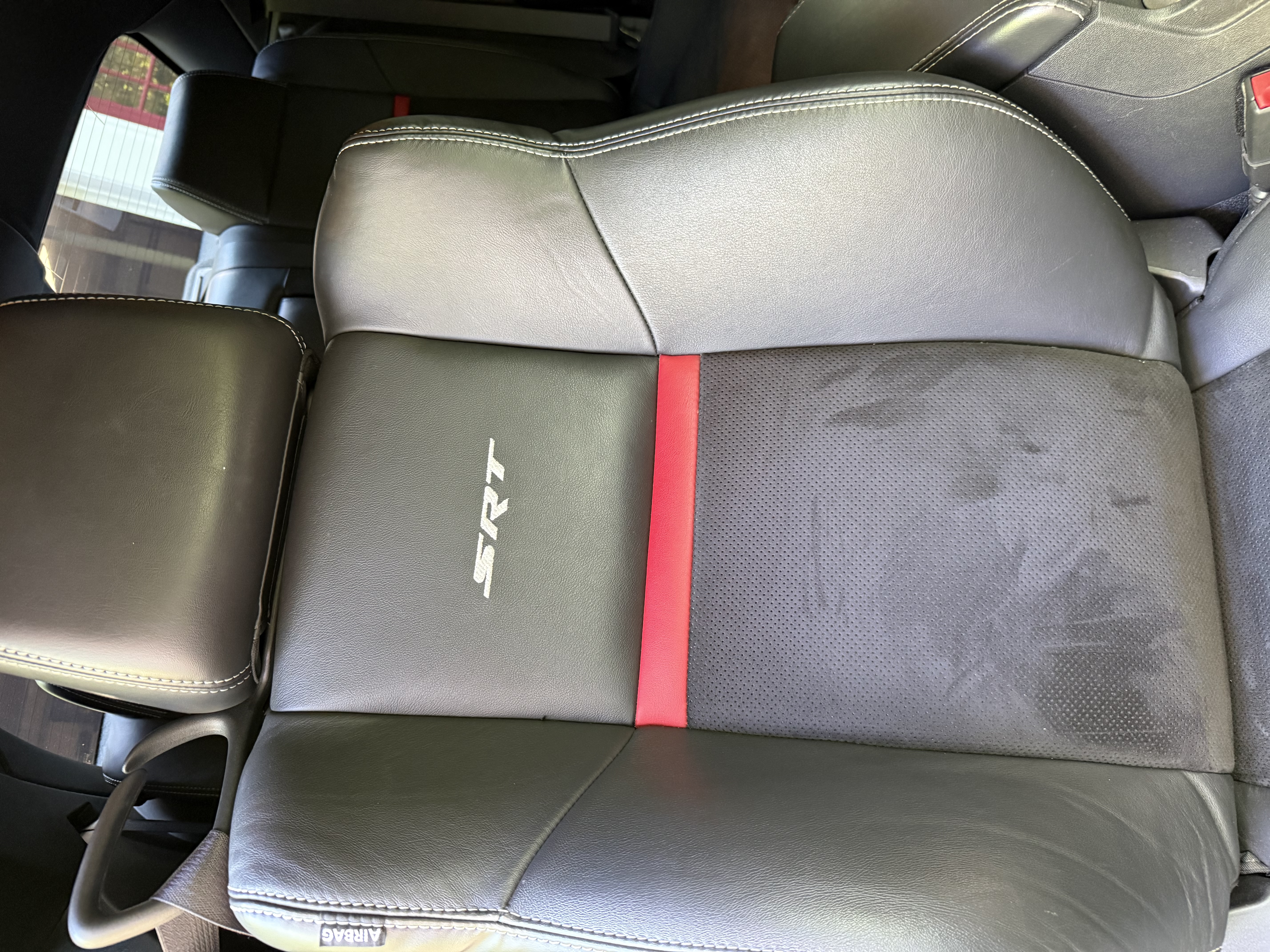 Used 2012 Dodge Challenger SRT8 RWD image 18