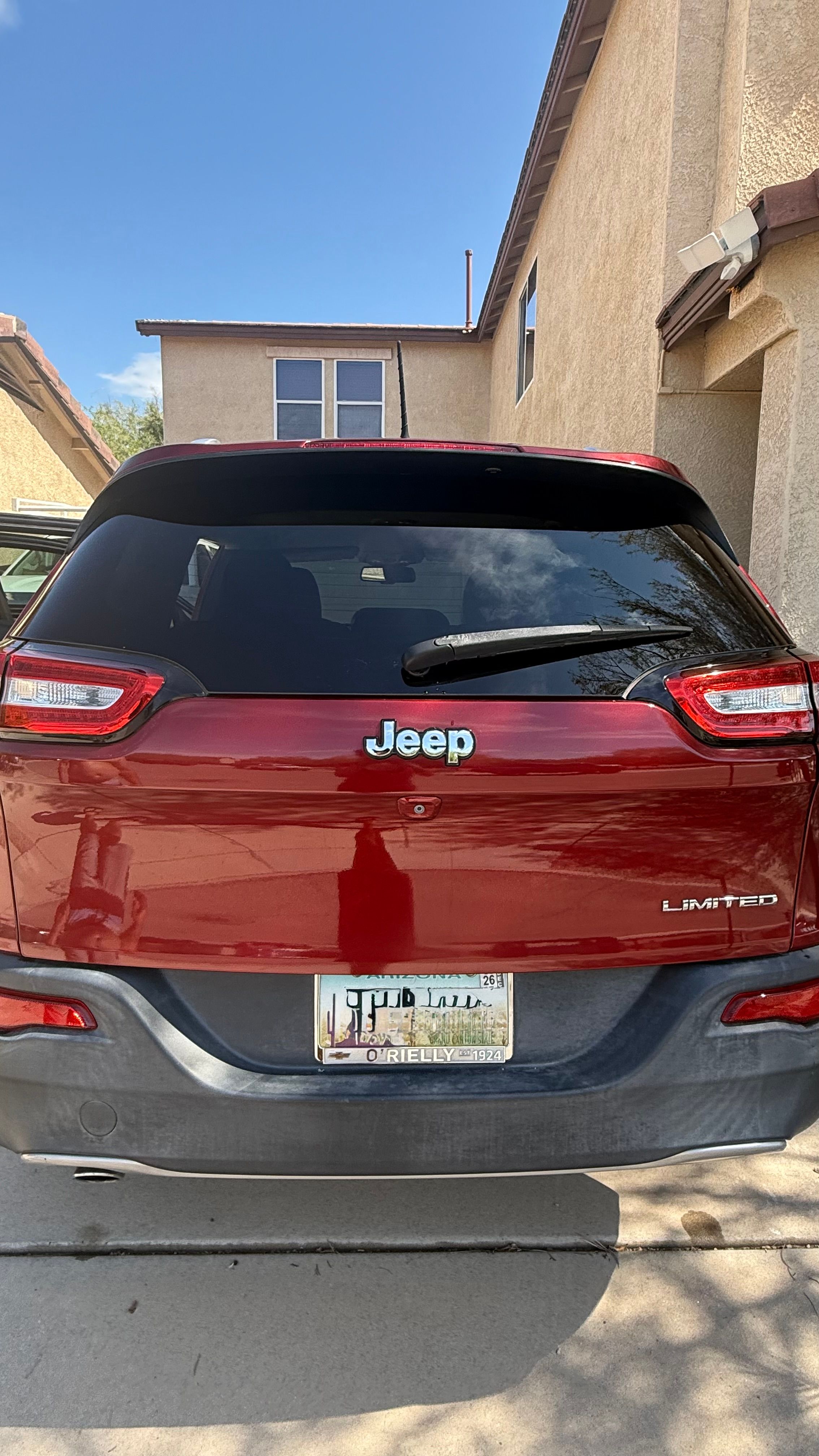 Used 2016 Jeep Cherokee Limited FWD image 8