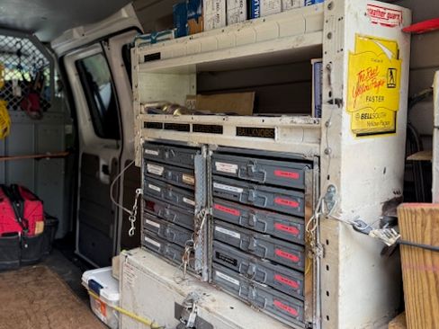 Used 2001 Ford E-250 and Econoline 250 RWD image 10