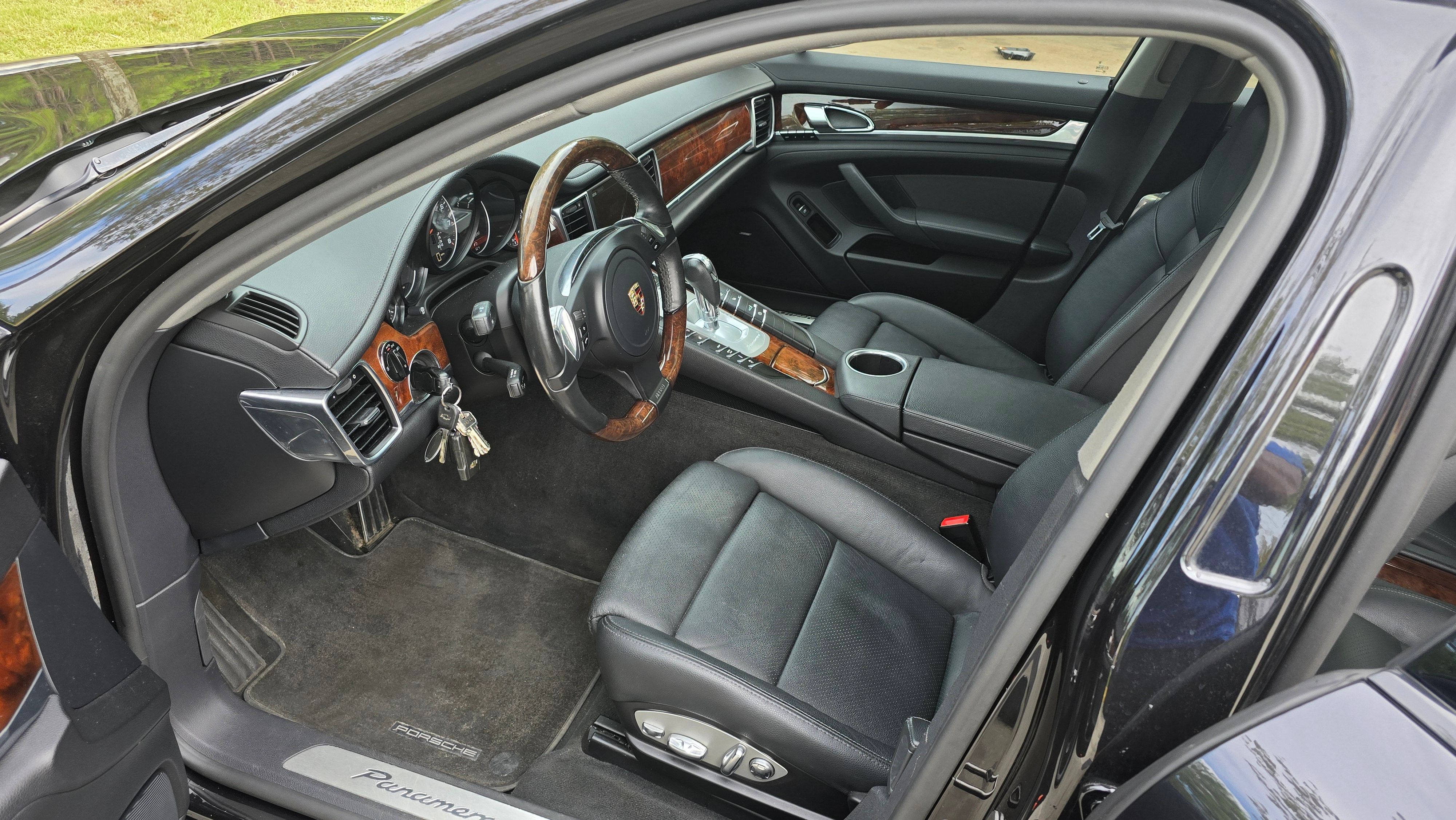 Used 2012 Porsche Panamera 4 image 13