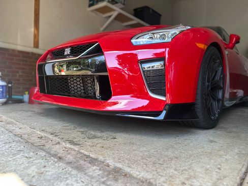Used 2021 Nissan GT-R Premium AWD/4WD image 5