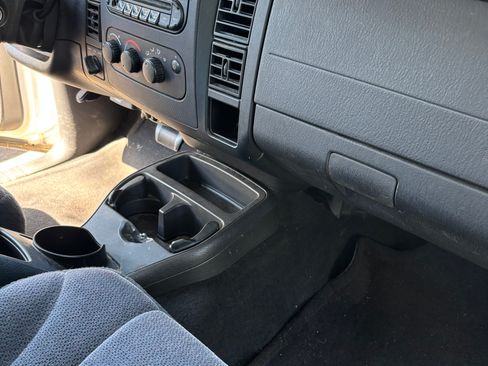 Used 2004 Dodge Dakota SLT w/ PWR Convenience Group AWD/4WD image 21