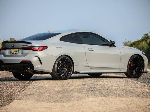 Used 2024 BMW 440i xDrive Coupe w/ Premium Package AWD/4WD image 2