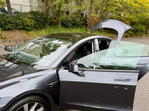 Used 2024 Tesla Model 3 Standard Range RWD image 24