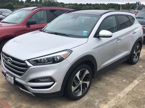 Used 2016 Hyundai Tucson Limited w/ Option Group 03 FWD image 20