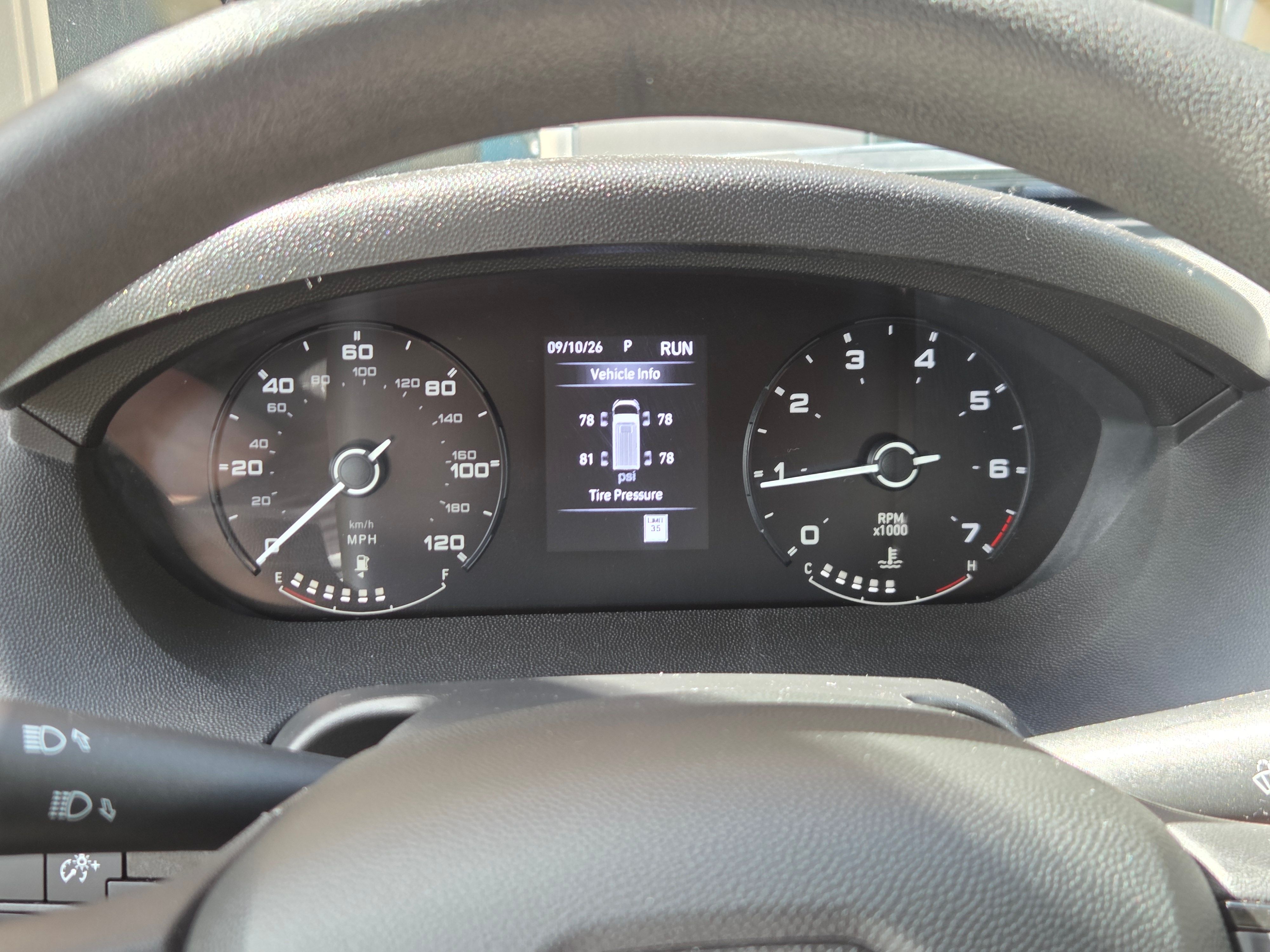 Used 2023 RAM ProMaster 2500 w/ Convenience Group FWD image 14