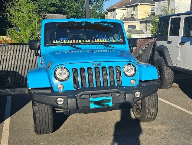 Used 2017 Jeep Wrangler Unlimited Sahara AWD/4WD image 1