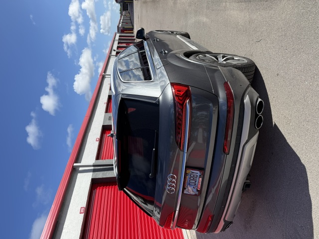Used 2021 Audi SQ7 Premium Plus w/ Driver Assistance Package AWD/4WD image 11