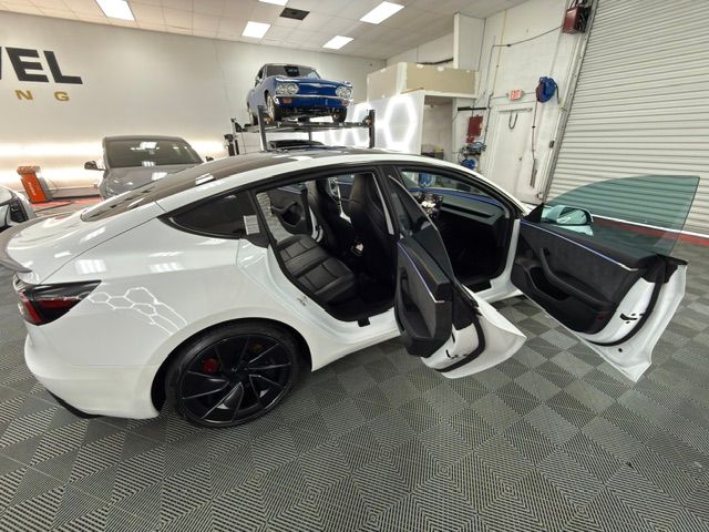 Used 2024 Tesla Model 3 Performance AWD/4WD image 17