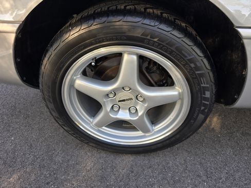 Used 1996 Chevrolet Corvette Convertible image 24