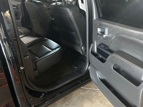 Used 2017 Chevrolet Silverado 1500 LTZ Z71 w/ LTZ Plus Package image 8