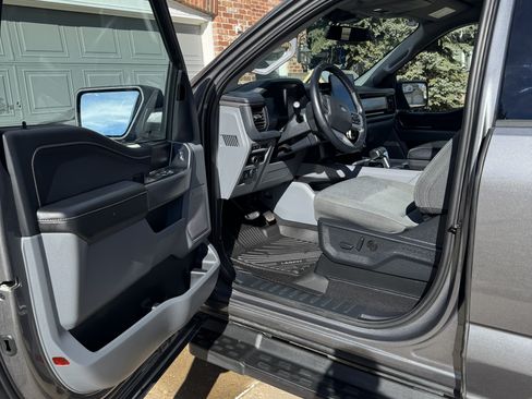 Used 2024 Ford F150 Lightning Flash w/ Max Trailer Tow Package image 4