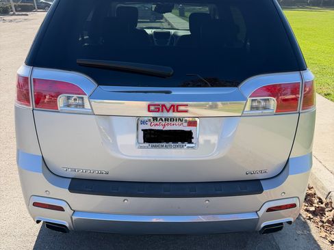 Used 2014 GMC Terrain Denali image 11