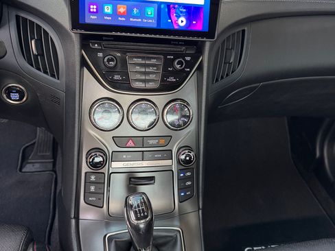 Used 2015 Hyundai Genesis 3.8 RWD image 20