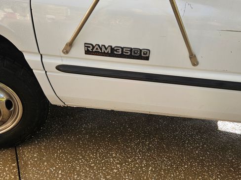 Used 1998 Dodge Ram 3500 Truck 2WD Quad Cab image 4