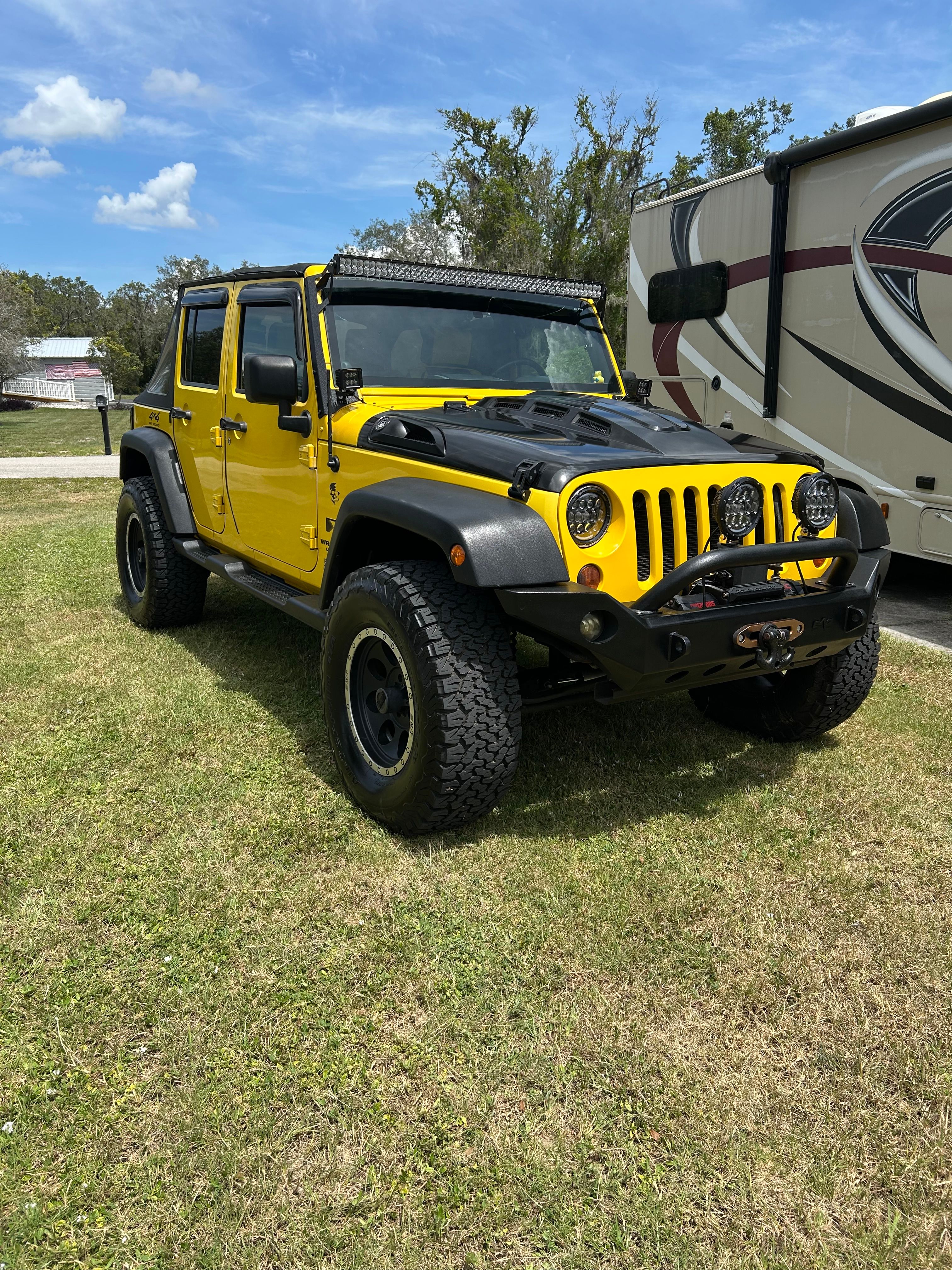Used 2008 Jeep Wrangler Unlimited X AWD/4WD image 1