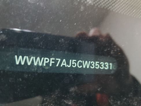 Used 2012 Volkswagen Golf 4-Door image 22