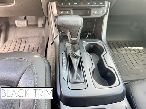 Used 2021 Chevrolet Colorado Z71 w/ Safety Package image 14