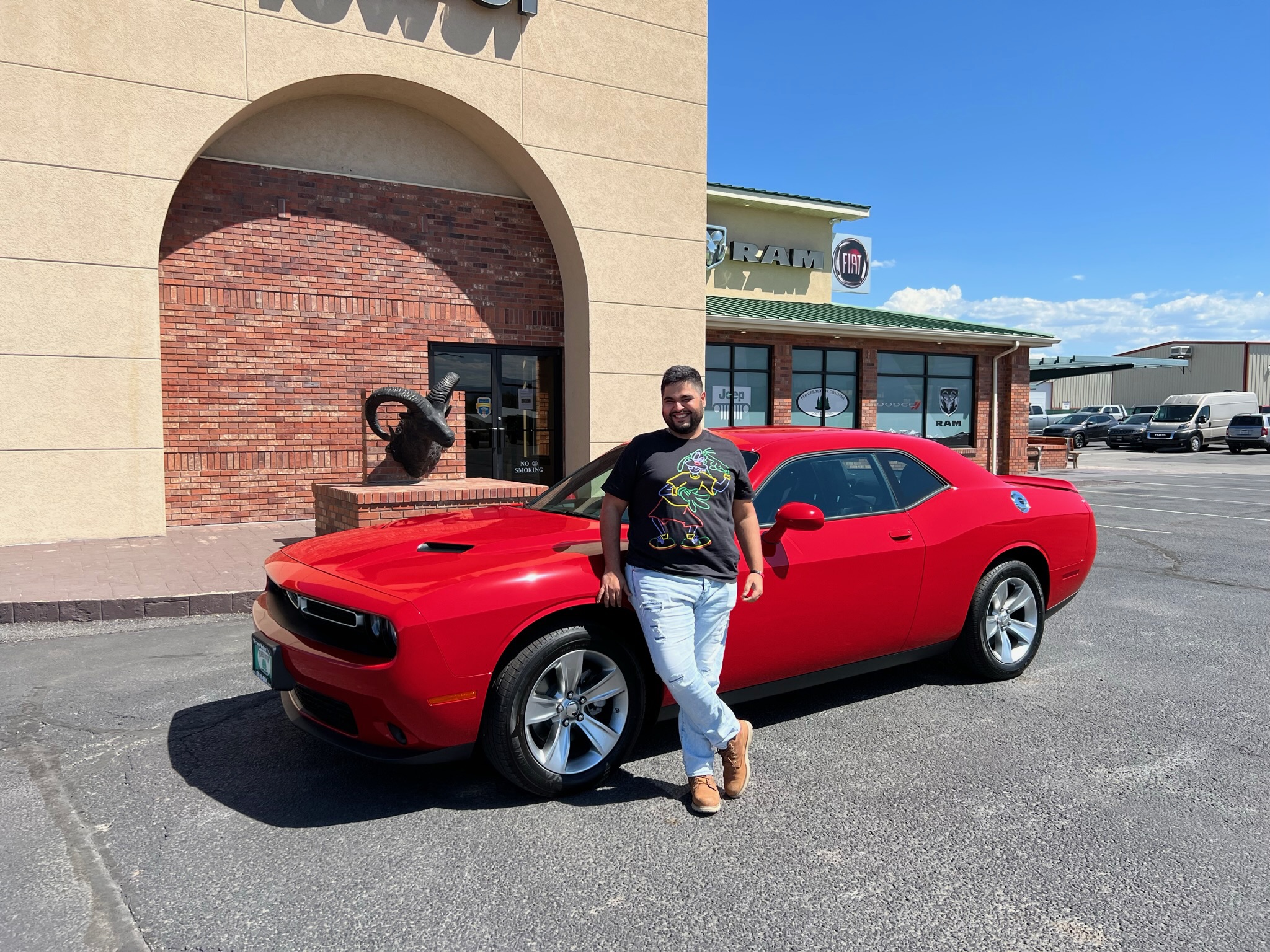 Used 2022 Dodge Challenger SXT RWD image 24