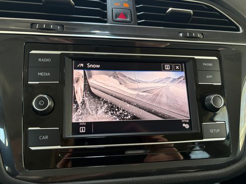 Used 2019 Volkswagen Tiguan S w/ Driver Assistance Package image 30