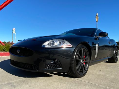 Used 2007 Jaguar XKR R image 23