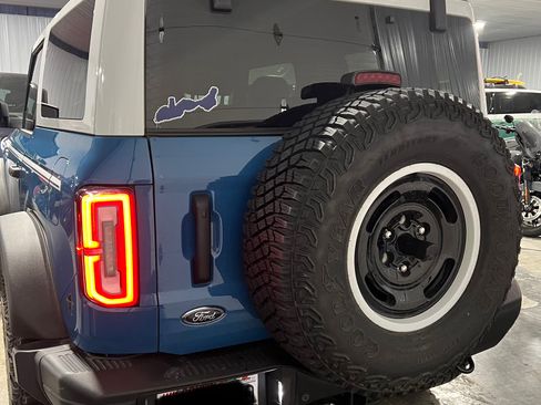 Used 2024 Ford Bronco Heritage Edition image 16