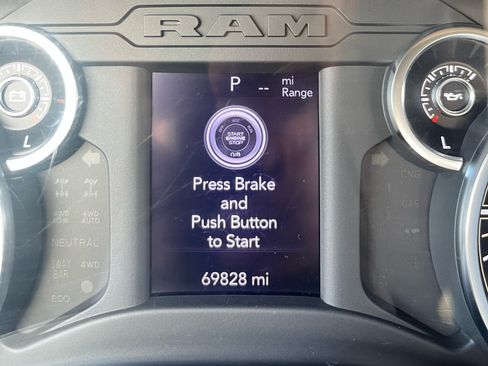 Used 2022 RAM 1500 Big Horn image 25