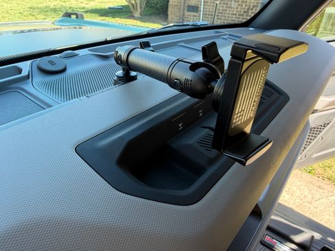 Used 2022 Ford Bronco Wildtrak image 21