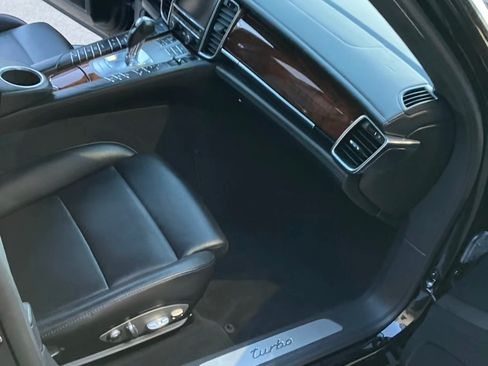 Used 2012 Porsche Panamera AWD/4WD image 8